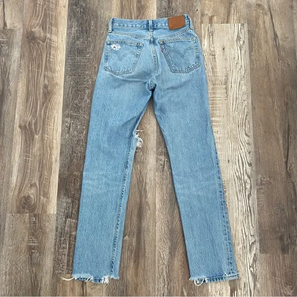 501 Original Levi’s Jeans - Picture 3 of 15